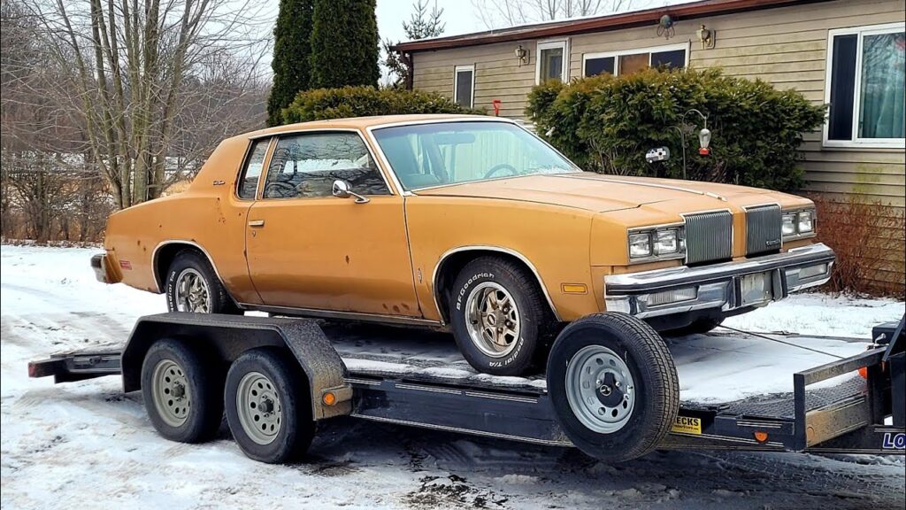 photo 1980 grey Cutlass with glass T tops