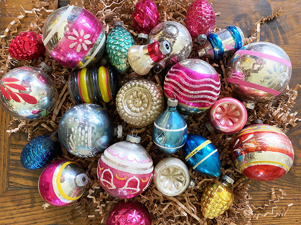 retro christmas decorations